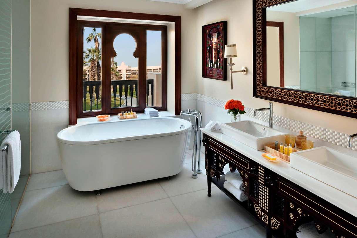 hotel-img