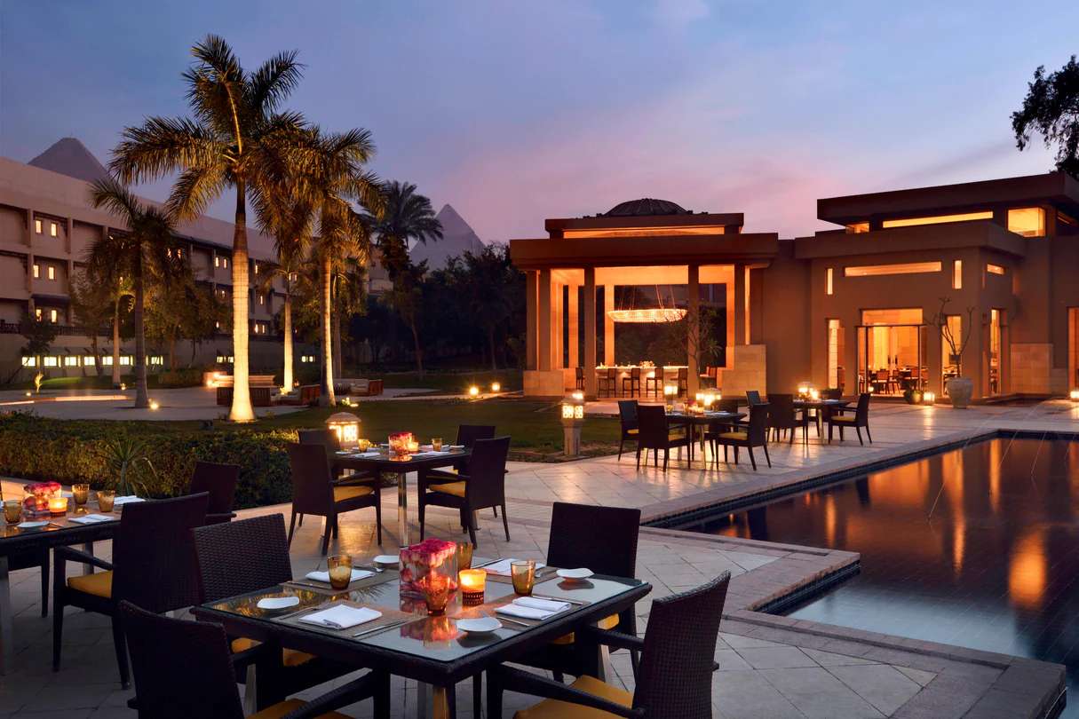 hotel-img